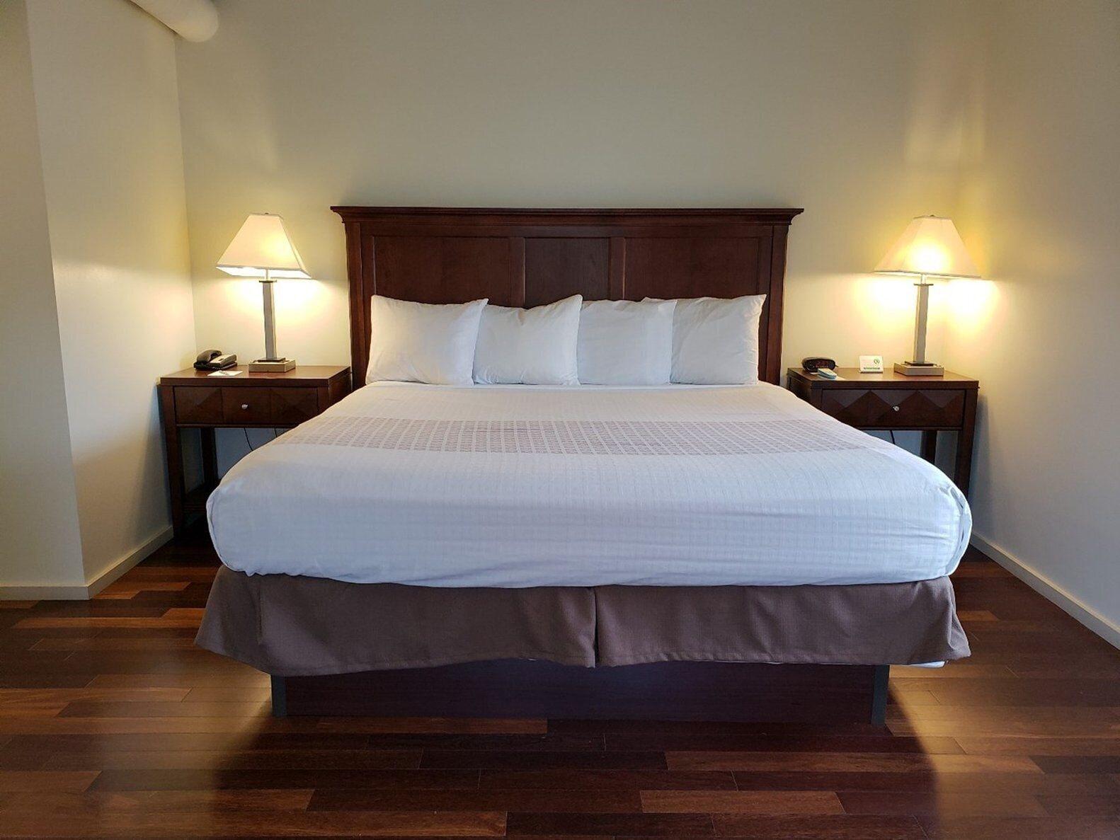 Hotel Grand Eastonian & Easton